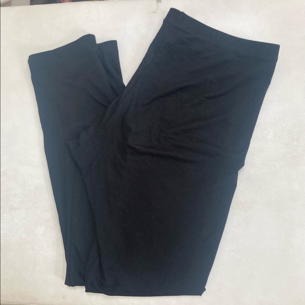🧺 Karen “Not Your Everyday Leggings” Kane Large - Picture 3 of 9
